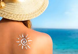 Aplicarse protector solar cada 40 minutos para prevenir cáncer de piel
